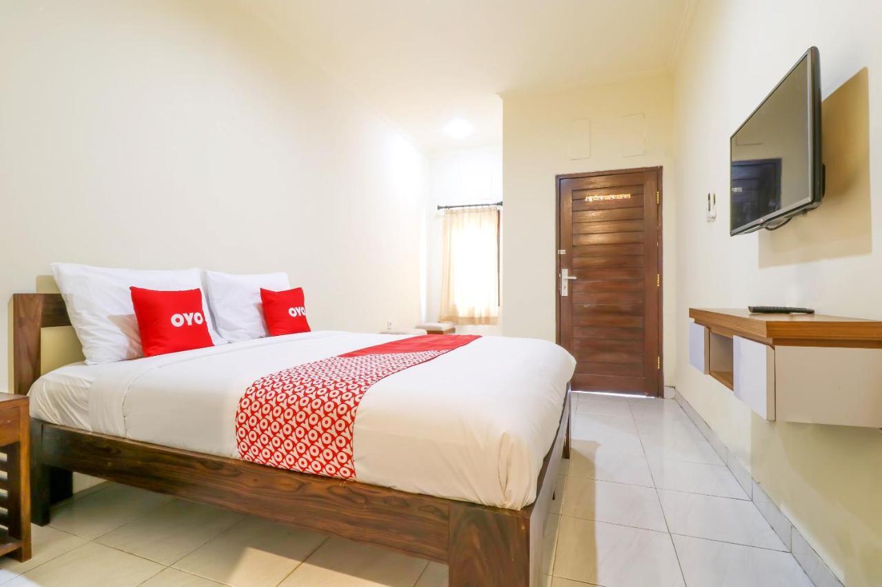 Oyo 2178 Merthan House Семіньяк Екстер'єр фото
